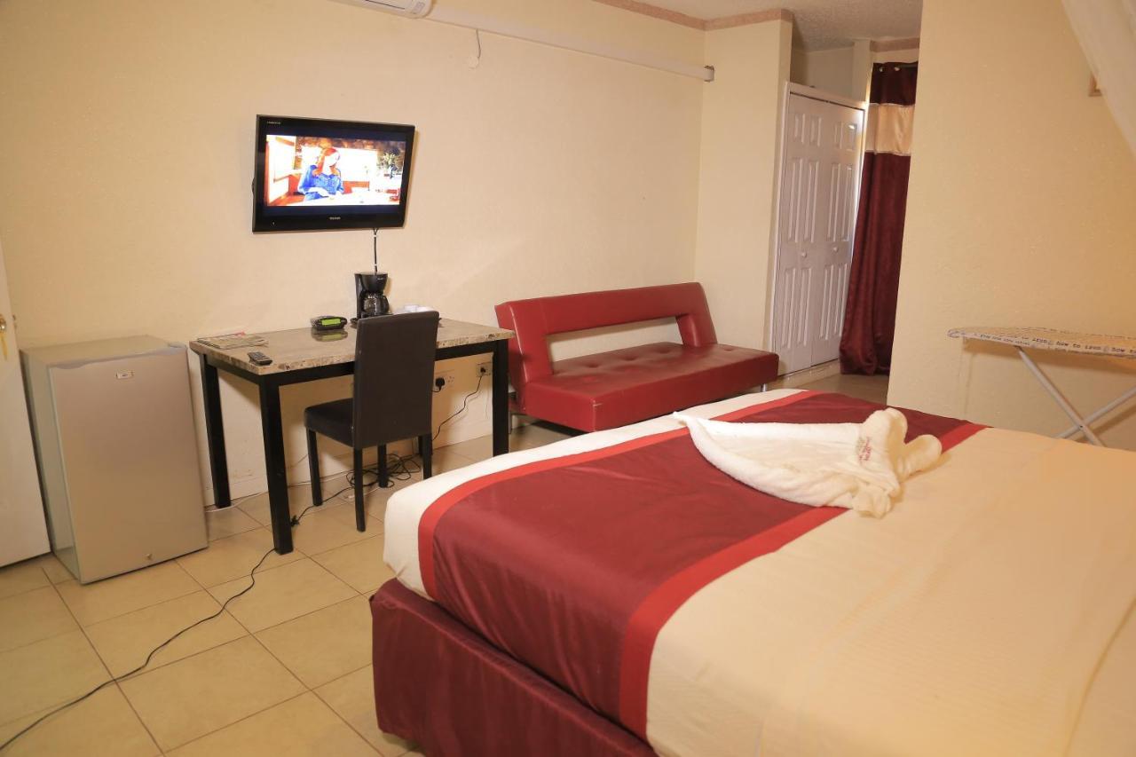 Executive Airport Hotel Entebbe Bagian luar foto